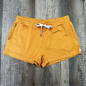 Vuori "Halo Performance Short"
